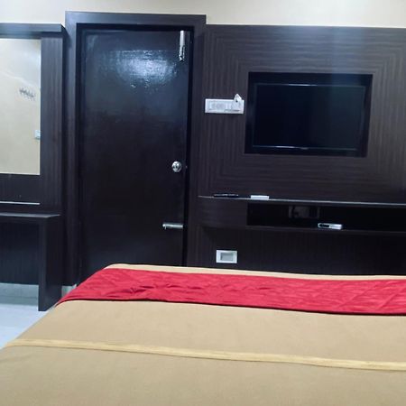 Hotel Sr Residency Kanchipuram Exterior foto